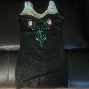 Gymnastics leotard